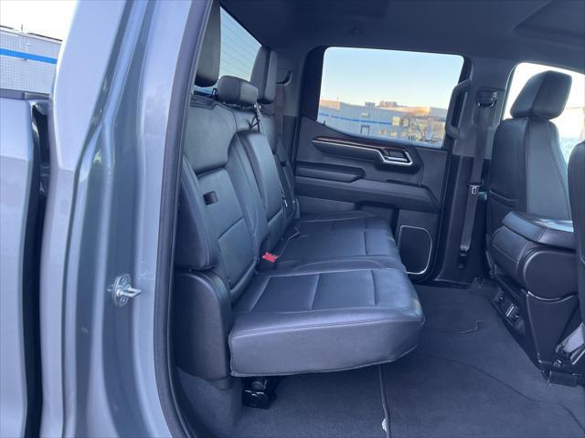 2025 GMC Sierra 1500 4WD Crew Cab Short Box SLT