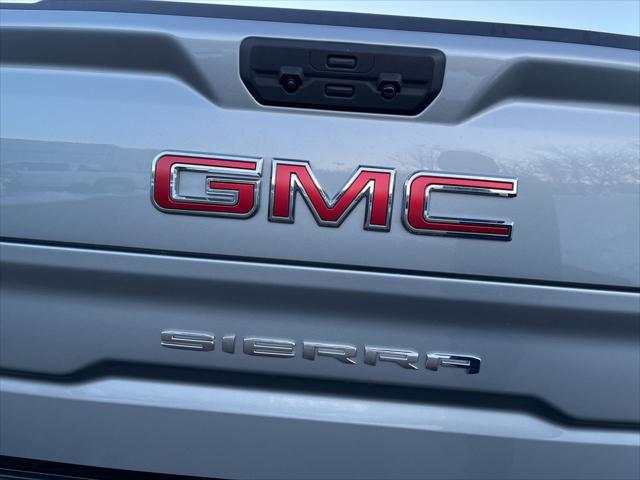 2025 GMC Sierra 1500 4WD Crew Cab Short Box SLT