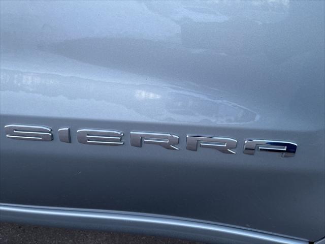 2025 GMC Sierra 1500 4WD Crew Cab Short Box SLT
