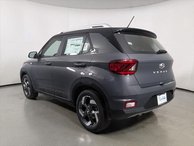 2026 Hyundai Venue SEL w/Two-Tone Roof