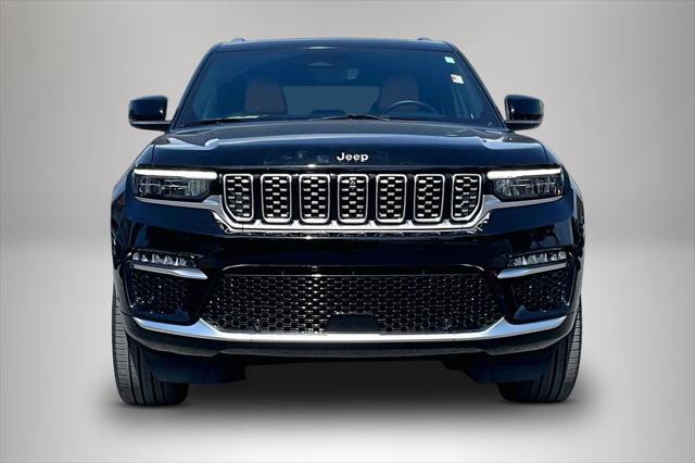 2022 Jeep Grand Cherokee Summit 4x2