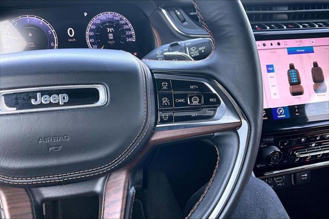 2022 Jeep Grand Cherokee Summit 4x2