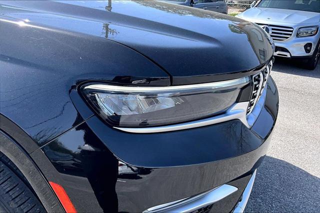 2022 Jeep Grand Cherokee Summit 4x2