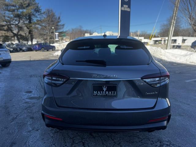 2022 Maserati Levante Modena