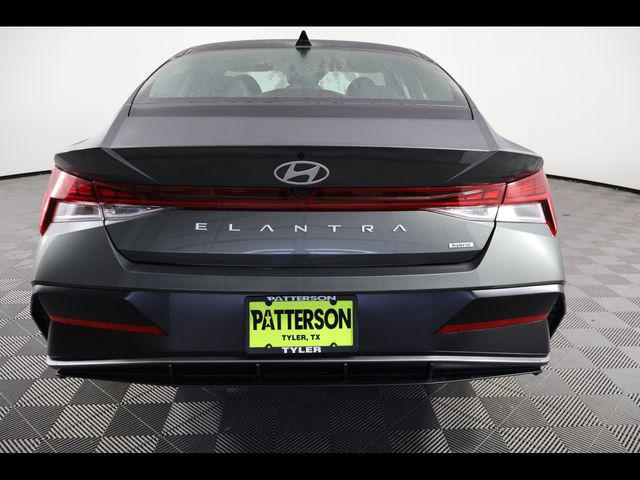 2026 Hyundai Elantra Hybrid Limited