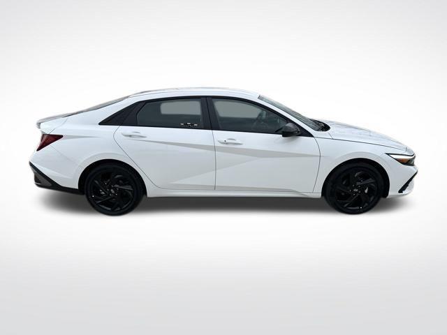 2026 Hyundai Elantra Hybrid SEL Sport