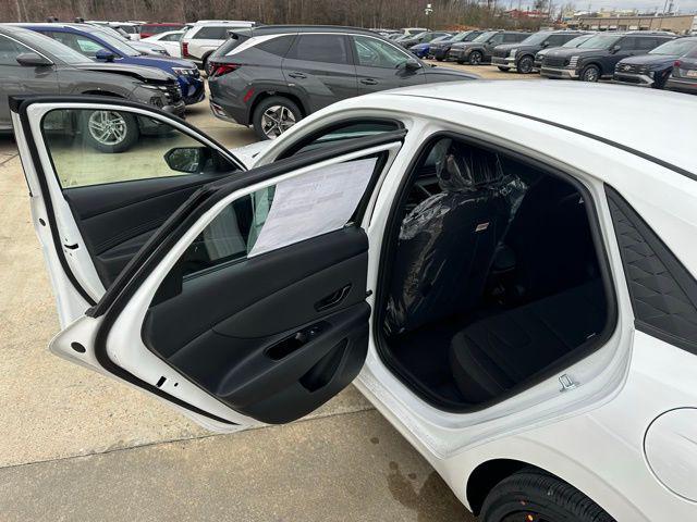 2026 Hyundai Elantra Hybrid SEL Sport