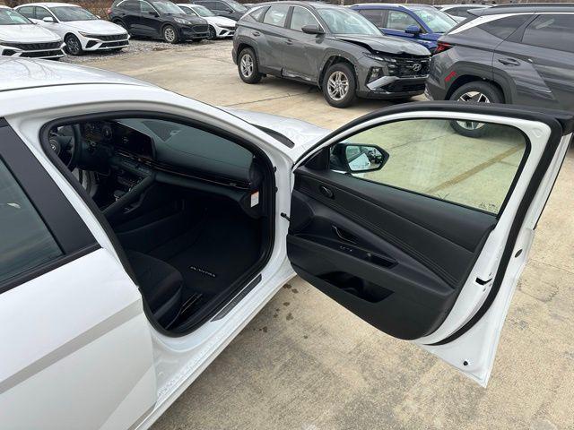 2026 Hyundai Elantra Hybrid SEL Sport