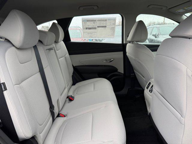 2026 Hyundai Tucson Hybrid Blue SE