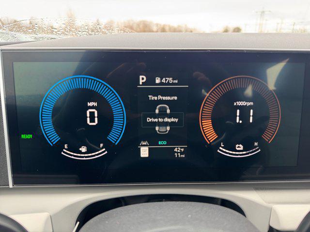 2026 Hyundai Tucson Hybrid Blue SE
