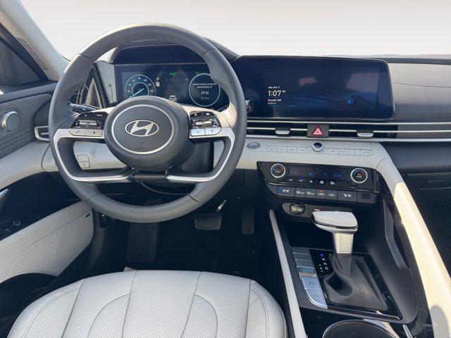 2026 Hyundai Elantra Hybrid Limited