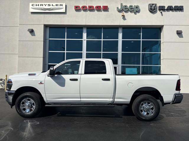 2026 Ram 2500 Tradesman Crew Cab 4x4 64 Box