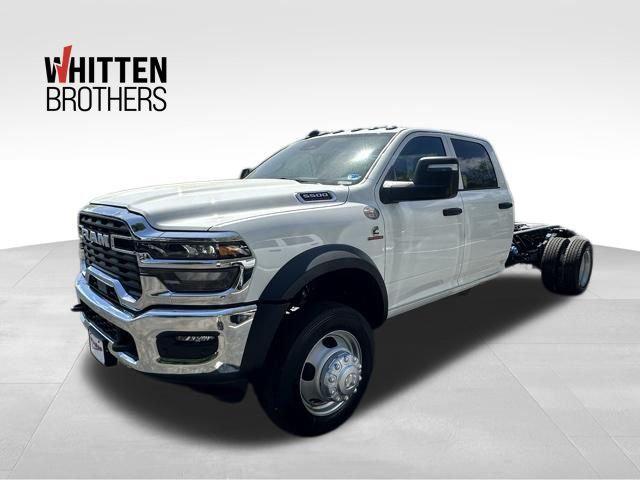 2026 RAM Ram 5500 Chassis Cab RAM 5500 TRADESMAN CHASSIS CREW CAB 4X4 84 CA
