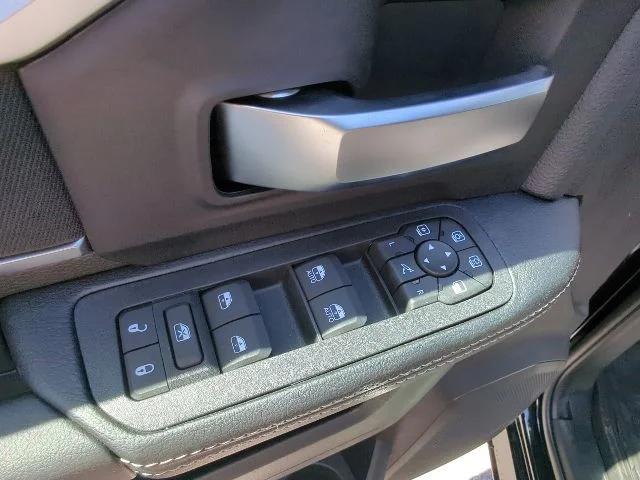 2026 Ram 3500 Big Horn Crew Cab 4x4 6'4" Box