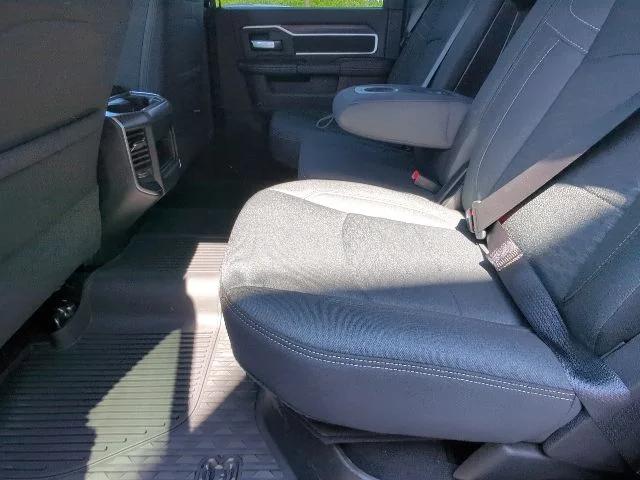 2026 Ram 3500 Big Horn Crew Cab 4x4 6'4" Box