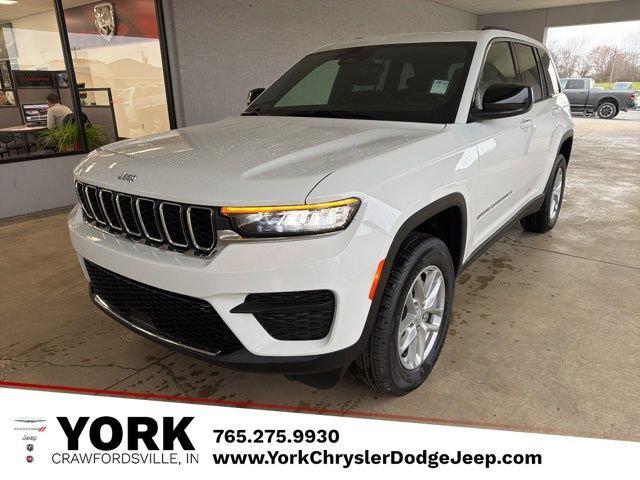 2026 Jeep Grand Cherokee GRAND CHEROKEE LAREDO X 4X4