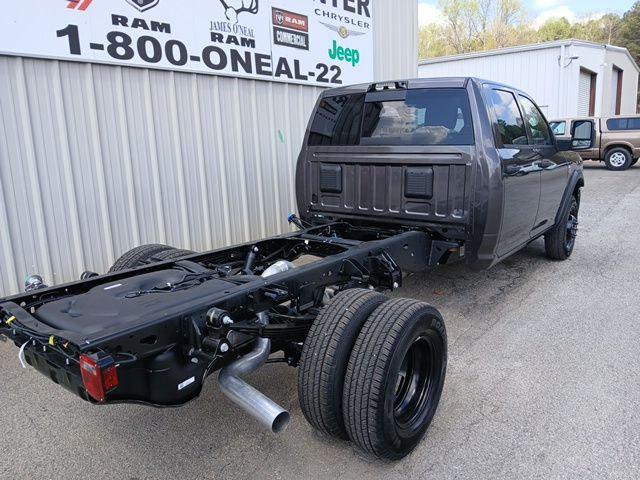 2026 RAM Ram 3500 Chassis Cab RAM 3500 TRADESMAN CREW CAB CHASSIS 4X4 60 CA