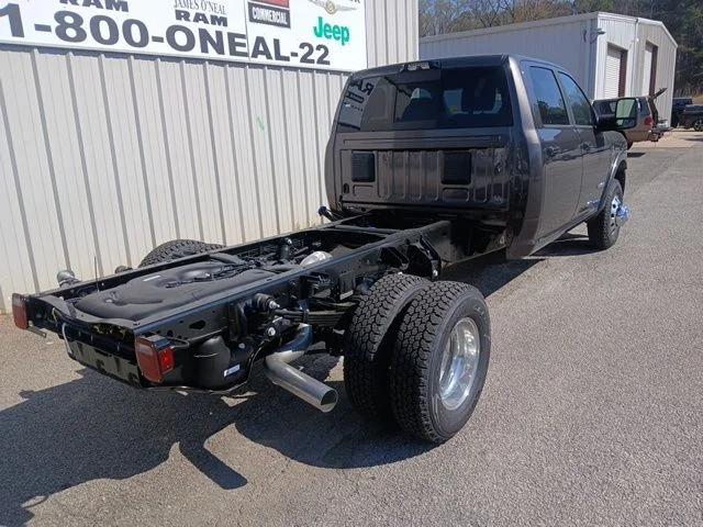 2026 RAM Ram 3500 Chassis Cab RAM 3500 BIG HORN CREW CAB CHASSIS 4X4 60 CA 2026 RAM Ram 3500 Chassis Cab RAM 3500 BIG HORN CREW CAB CHASSIS 4X4 60 CA