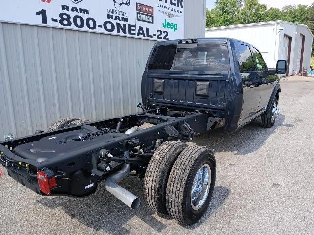 2026 RAM Ram 3500 Chassis Cab RAM 3500 TRADESMAN CREW CAB CHASSIS 4X4 60 CA 2026 RAM Ram 3500 Chassis Cab RAM 3500 TRADESMAN CREW CAB CHASSIS 4X4 60 CA