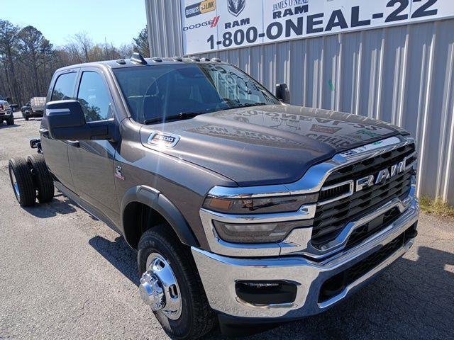 2026 RAM Ram 3500 Chassis Cab RAM 3500 TRADESMAN CREW CAB CHASSIS 4X4 60 CA