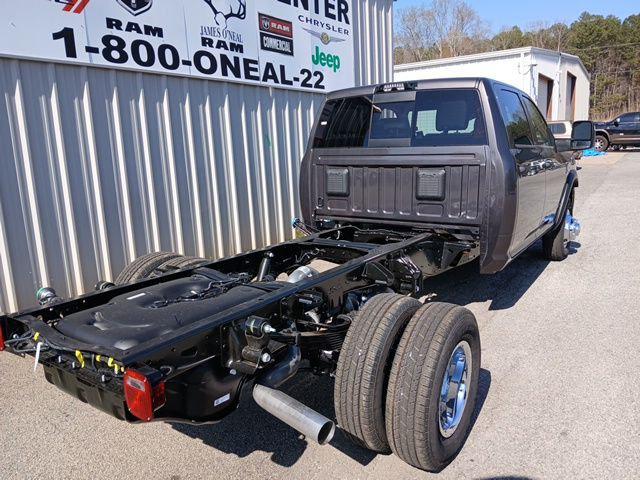 2026 RAM Ram 3500 Chassis Cab RAM 3500 TRADESMAN CREW CAB CHASSIS 4X4 60 CA