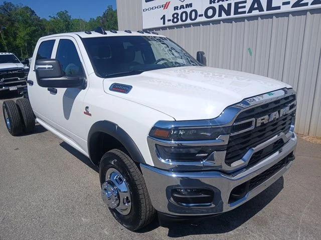 2026 RAM Ram 3500 Chassis Cab RAM 3500 TRADESMAN CREW CAB CHASSIS 4X4 60 CA