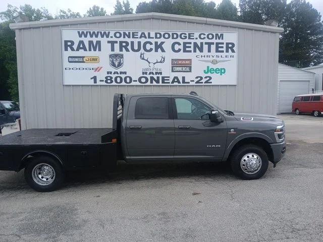 2026 RAM Ram 3500 Chassis Cab RAM 3500 BIG HORN CREW CAB CHASSIS 4X4 60 CA