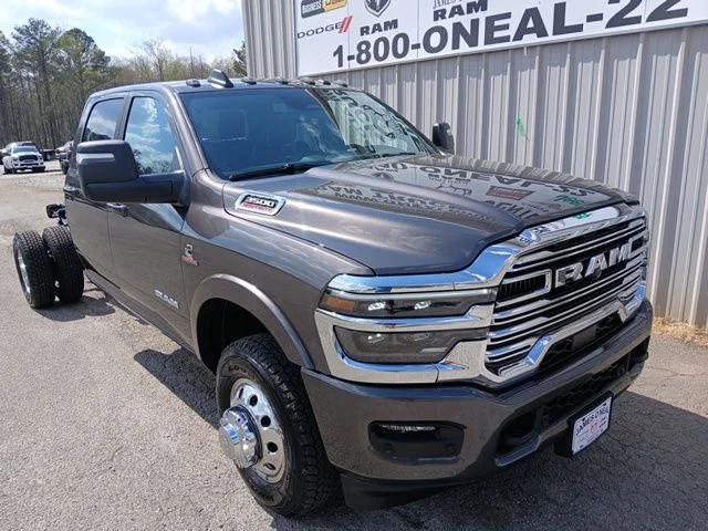 2026 RAM Ram 3500 Chassis Cab RAM 3500 BIG HORN CREW CAB CHASSIS 4X4 60 CA