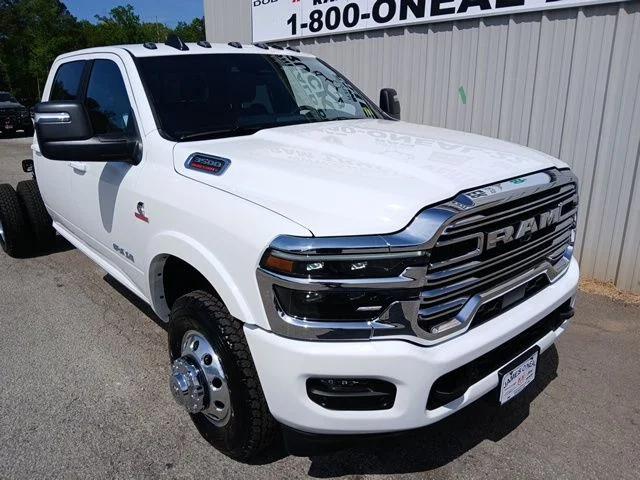 2026 RAM Ram 3500 Chassis Cab RAM 3500 BIG HORN CREW CAB CHASSIS 4X4 60 CA