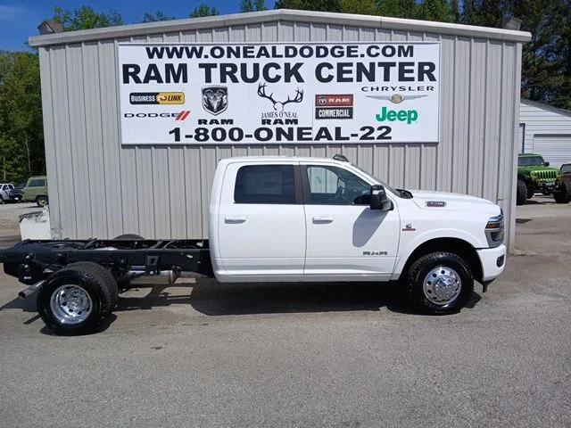 2026 RAM Ram 3500 Chassis Cab RAM 3500 BIG HORN CREW CAB CHASSIS 4X4 60 CA