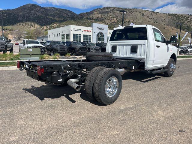 2026 RAM Ram 3500 Chassis Cab RAM 3500 TRADESMAN CHASSIS REGULAR CAB 4X4 84 CA