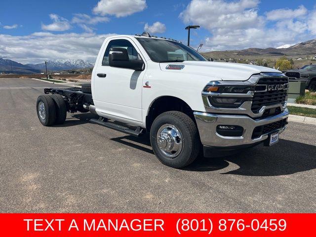 2026 RAM Ram 3500 Chassis Cab RAM 3500 TRADESMAN CHASSIS REGULAR CAB 4X4 84 CA