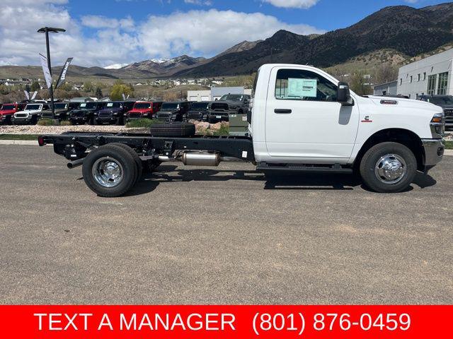 2026 RAM Ram 3500 Chassis Cab RAM 3500 TRADESMAN CHASSIS REGULAR CAB 4X4 84 CA