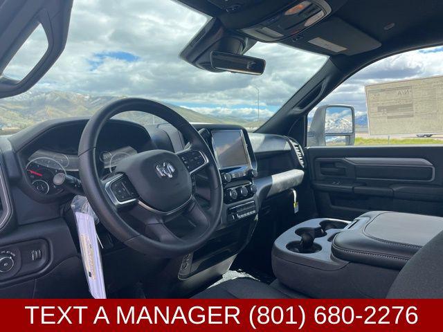2026 Ram 3500 Chassis Cab Tradesman/Big Horn