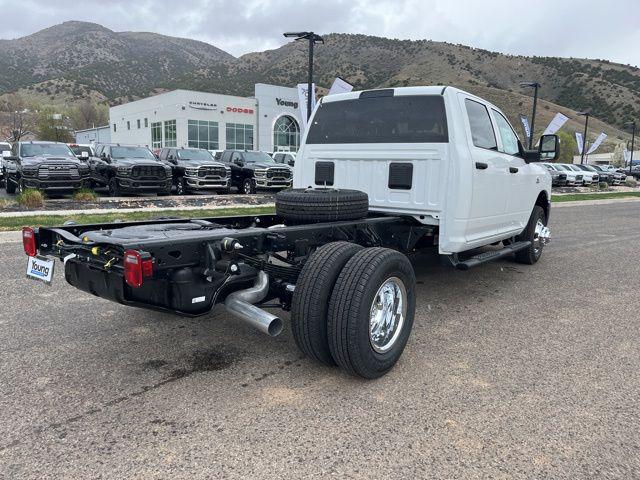 2026 RAM Ram 3500 Chassis Cab RAM 3500 TRADESMAN CREW CAB CHASSIS 4X4 60 CA