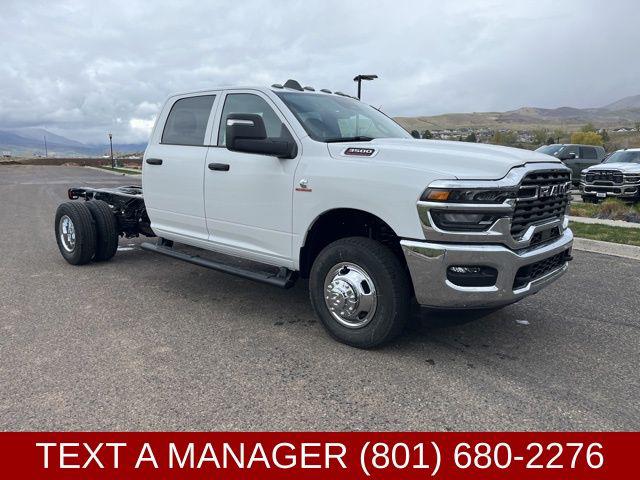 2026 RAM 3500 Chassis RAM 3500 TRADESMAN CREW CAB CHASSIS 4X4 60 CA