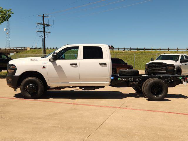 2026 RAM Ram 3500 Chassis Cab RAM 3500 TRADESMAN CREW CAB CHASSIS 4X4 60 CA