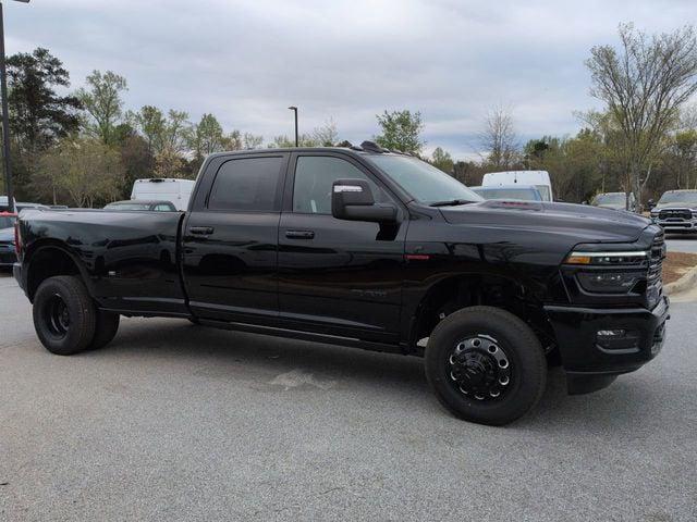 2026 RAM Ram 3500 RAM 3500 LARAMIE CREW CAB 4X4 8 BOX