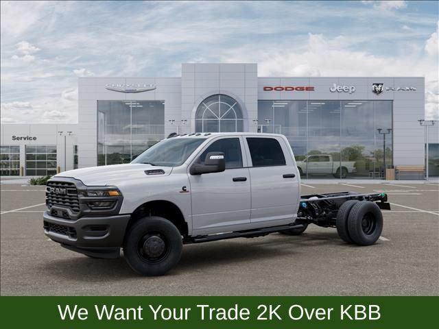 2026 RAM Ram 3500 Chassis Cab RAM 3500 TRADESMAN CREW CAB CHASSIS 4X4 60 CA