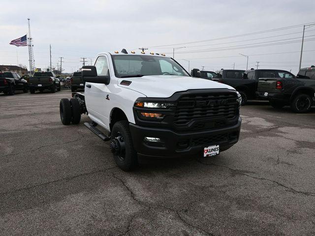 2026 RAM Ram 3500 Chassis Cab RAM 3500 TRADESMAN CHASSIS REGULAR CAB 4X4 84 CA
