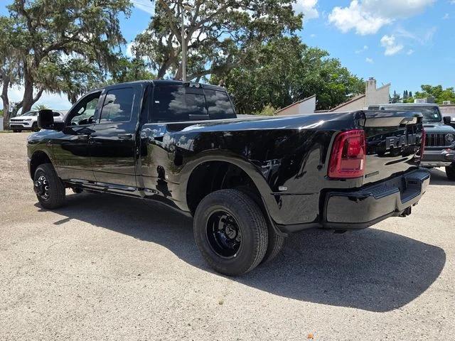 2026 Ram 3500 Big Horn Crew Cab 4x4 8' Box