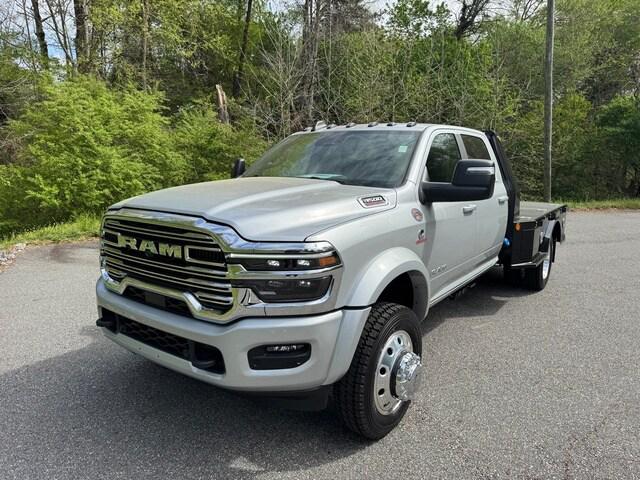 2026 RAM Ram 4500 Chassis Cab RAM 4500 BIG HORN CHASSIS CREW CAB 4X4 60 CA