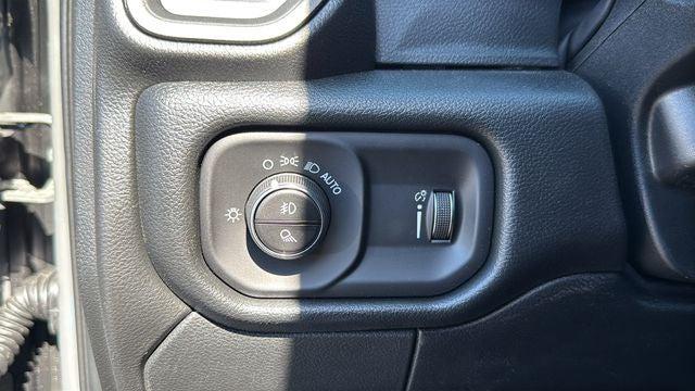 2026 Ram 2500 Tradesman Crew Cab 4x4 6'4" Box
