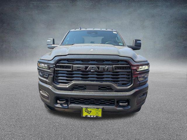 2026 RAM Ram 3500 Chassis Cab RAM 3500 TRADESMAN CREW CAB CHASSIS 4X4 60 CA