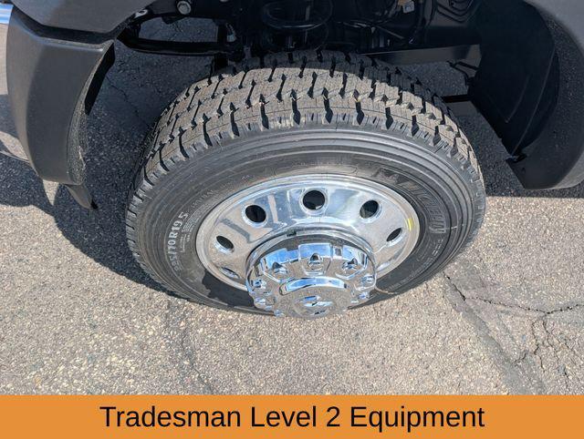 2026 RAM Ram 5500 Chassis Cab RAM 5500 TRADESMAN CHASSIS CREW CAB 4X4 60 CA