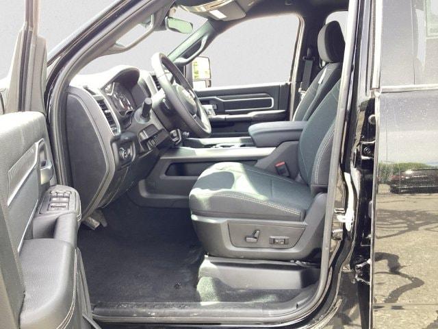 2026 Ram 2500 Big Horn Crew Cab 4x4 64 Box