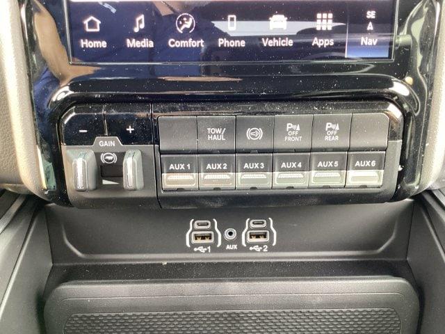 2026 Ram 2500 Big Horn Crew Cab 4x4 64 Box