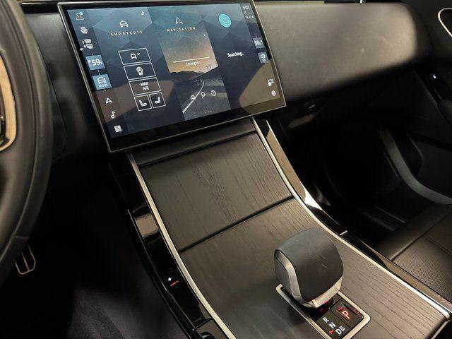 2025 Land Rover Range Rover Velar P250 Dynamic SE