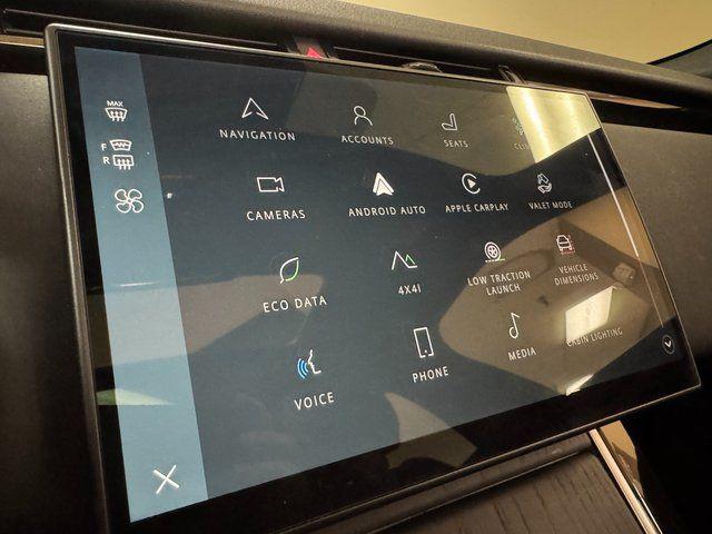2025 Land Rover Range Rover Velar P250 Dynamic SE