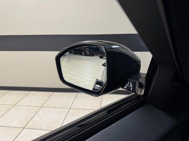 2025 Land Rover Range Rover Velar P250 Dynamic SE